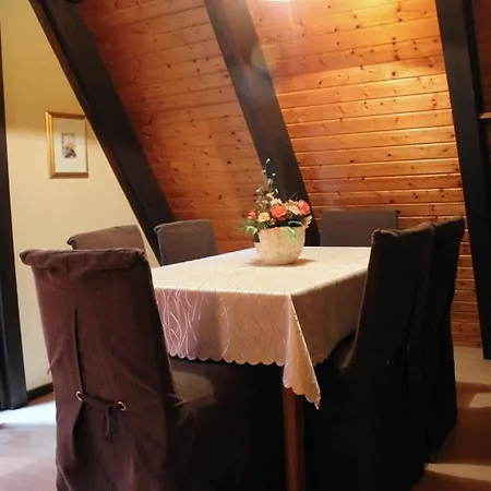 Holiday home Kirschbluete *